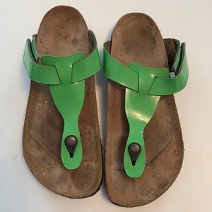 Birkenstock Green Patent Leather Gizeh style Sandals